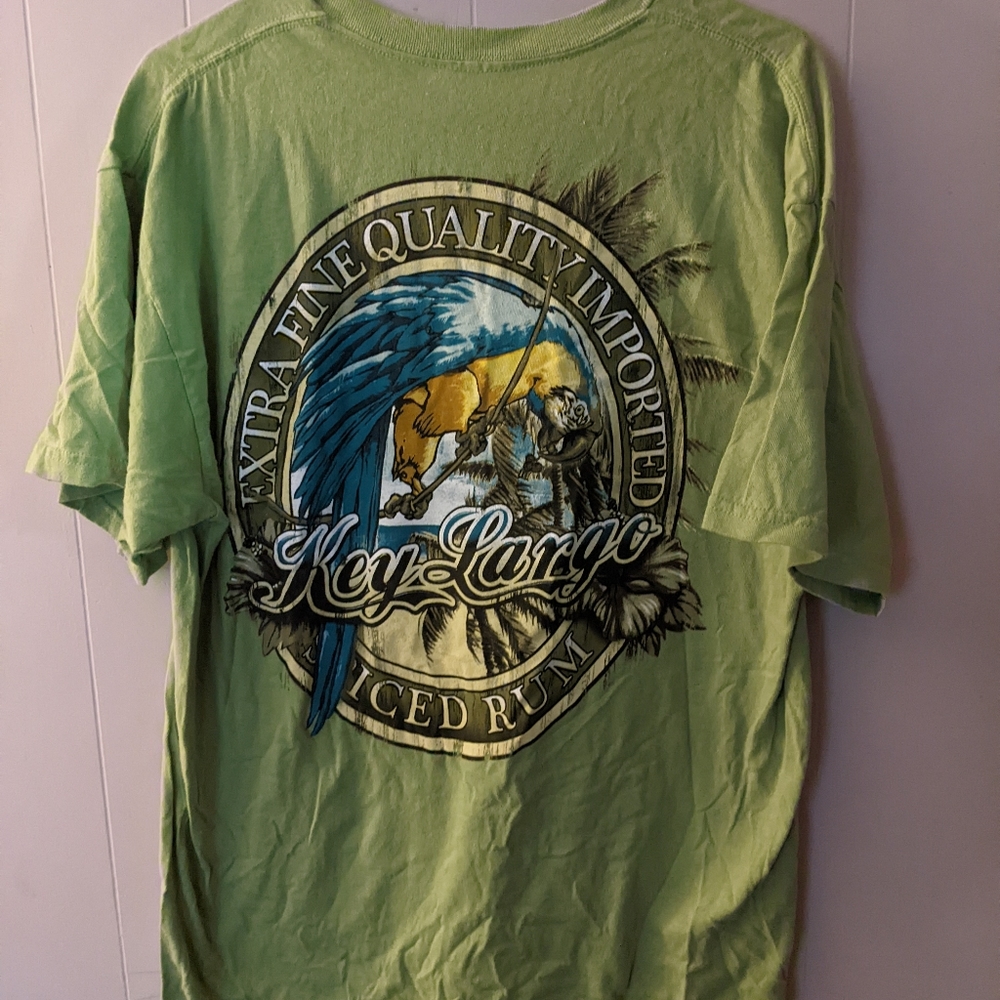 Key Largo Imported Spiced Rum Medium t shirt Parrott Green